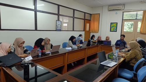 Microleading Laboratory